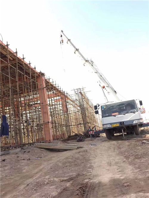 定结县25 吨、50 吨吊车怎么选？多大重量 / 半径适合对应车型？